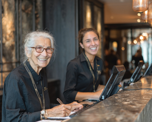 Leading Across Generations in Hospitality Teams